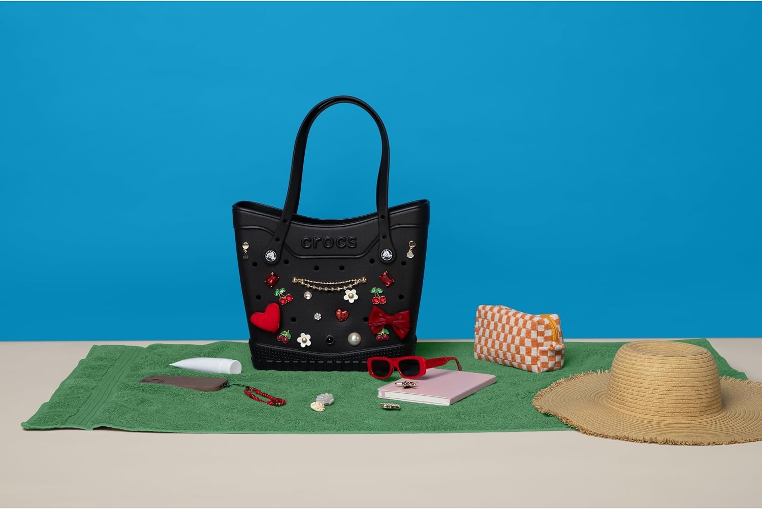 image:imageCrocs Classic Medium Tote Bag Durable Washable WaterproofBlack