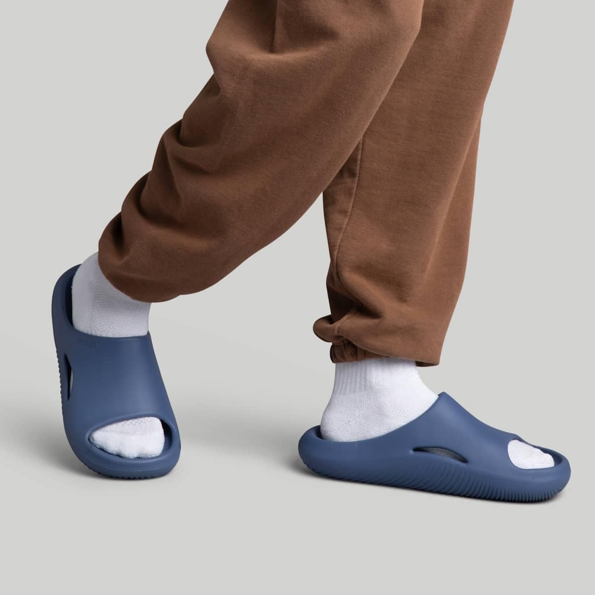image:imageCrocs Unisex Adult Mellow Recovery SlidesBijou Blue
